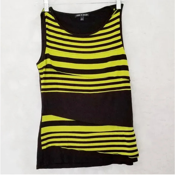 Cable & Gauge Black and a green sleeveless top, with ruffle detail. - Size M - Picture 1 of 4